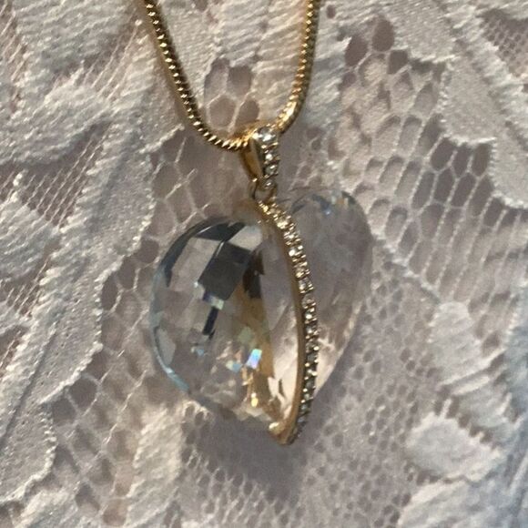 BELLA JACK CRYSTAL HEART ADJUSTABLE NECKLACE - Picture 10 of 14